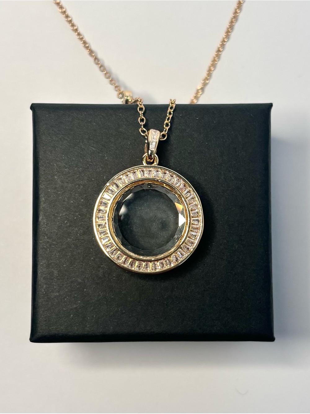 The Ellie Locket (empty) - Picture 1 of 7